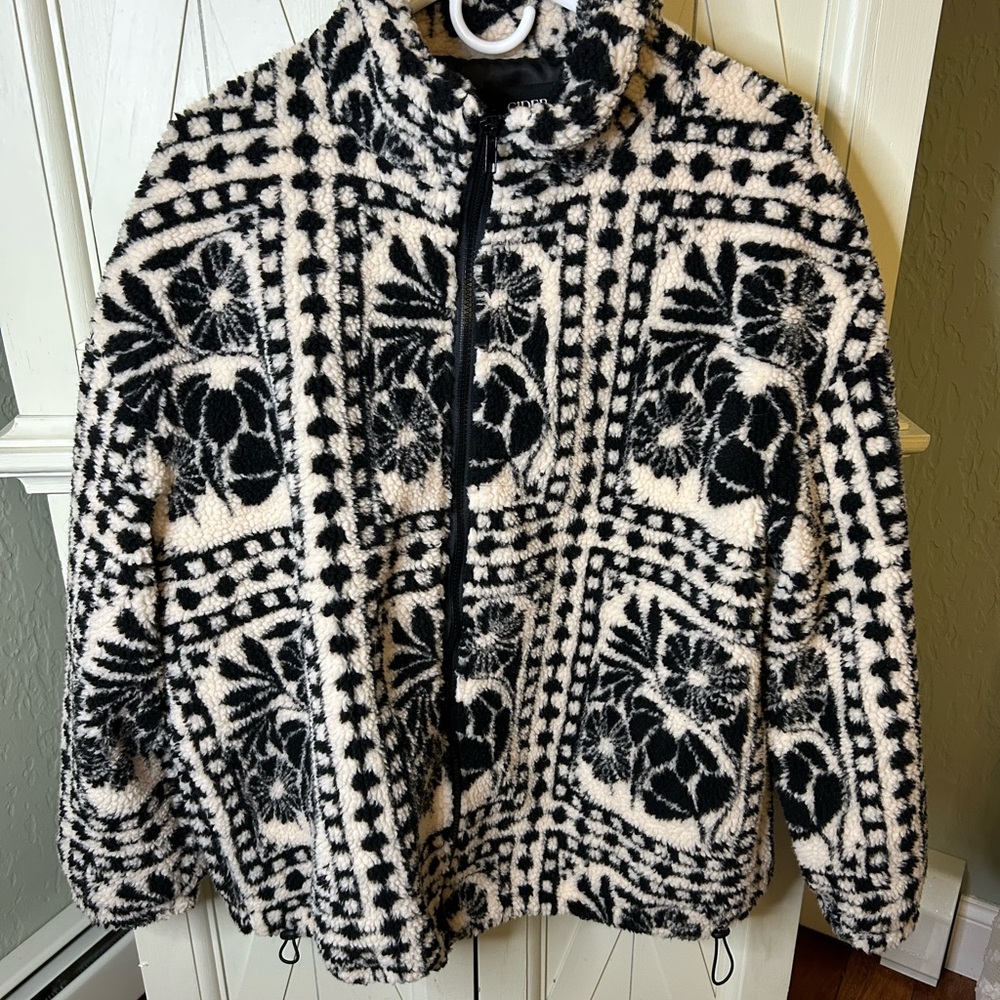 Cider Black and Cream Patterned Teddy Jacket
